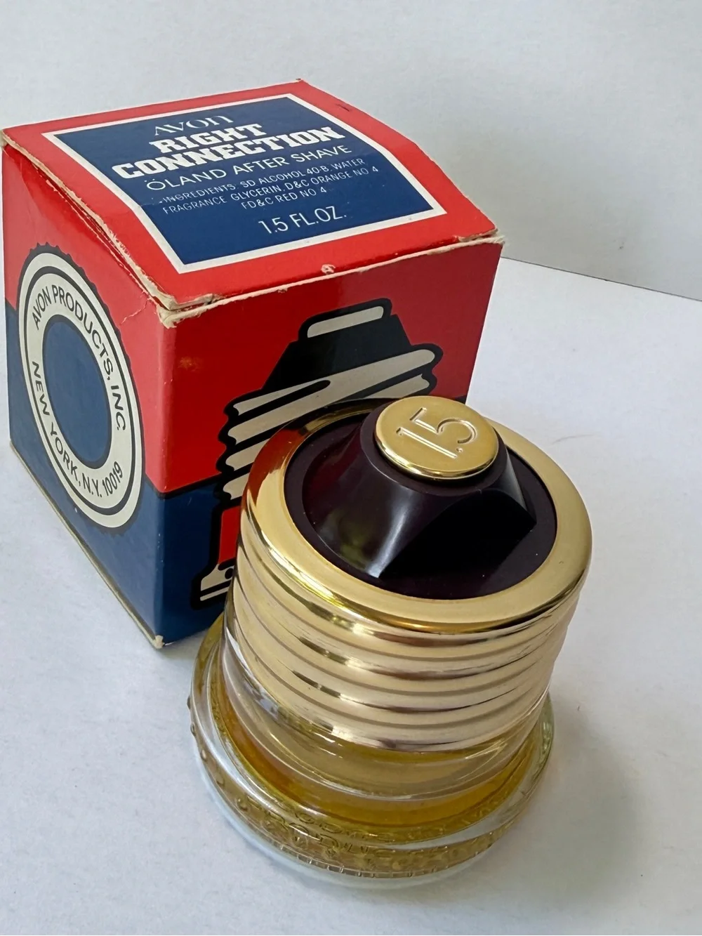 VTG Avon Lot Of 2 - Right Connection 1970s and Coleman Camping Lantern, NOS